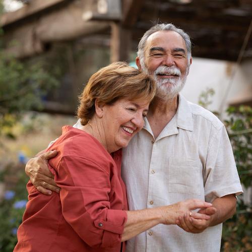 maintaining a beautiful smile with aging teeth